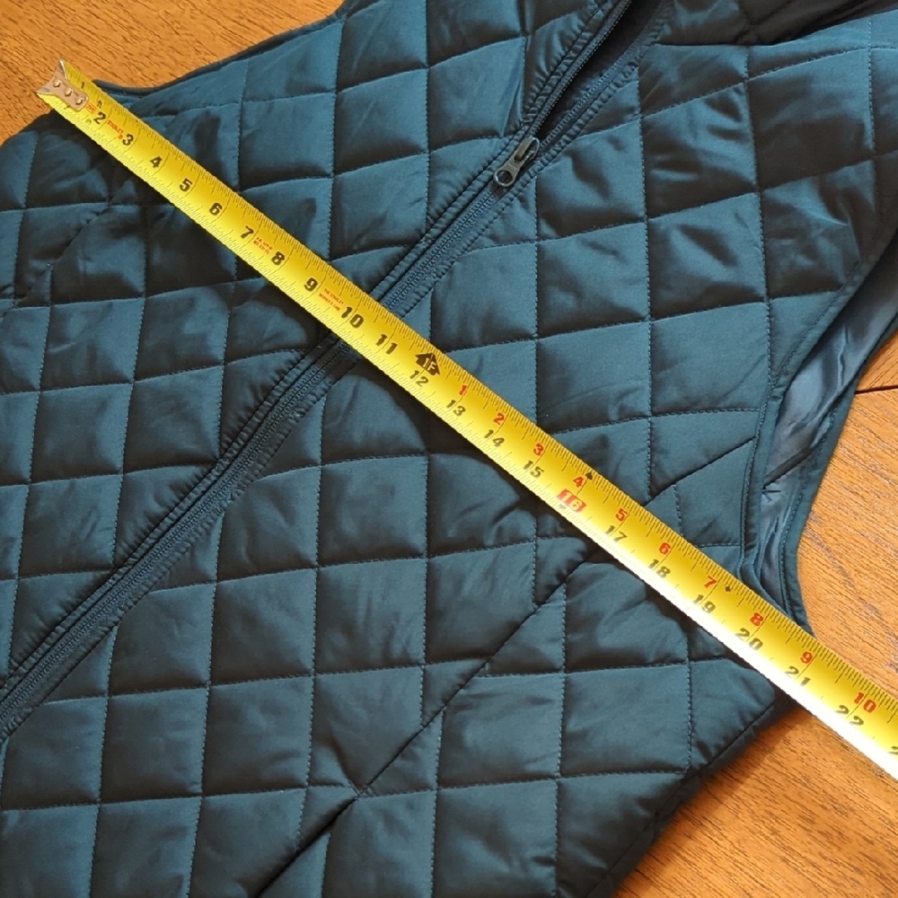Lands' End Women's Quilted Dark Teal Vest - Picture 8 of 9